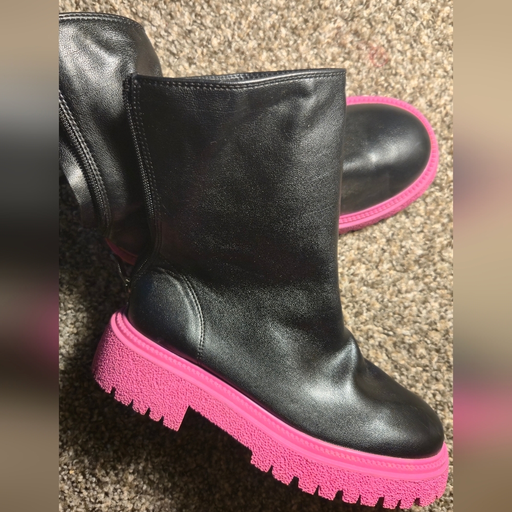 Black Pink Sole Chunky Boot